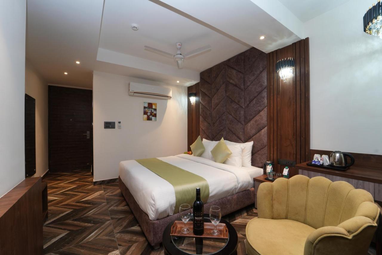Grand Luxotica By Dls Hotels Dehradun Exterior photo