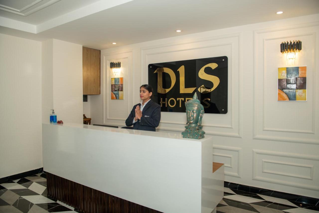 Grand Luxotica By Dls Hotels Dehradun Exterior photo