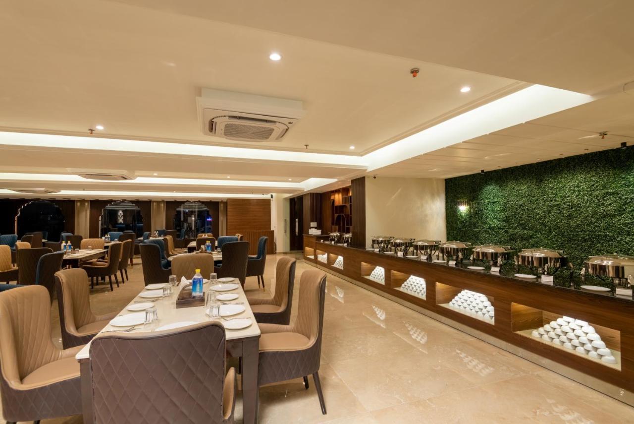 Grand Luxotica By Dls Hotels Dehradun Exterior photo